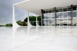 Imagem da notícia Em liminar, STF define que conceito de bancada para fins de execução de emenda não se aplica a Estados e Municípios